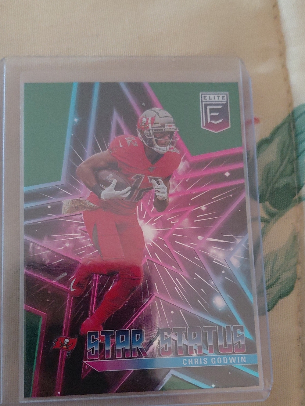 Star Status Football Trading Card - Red